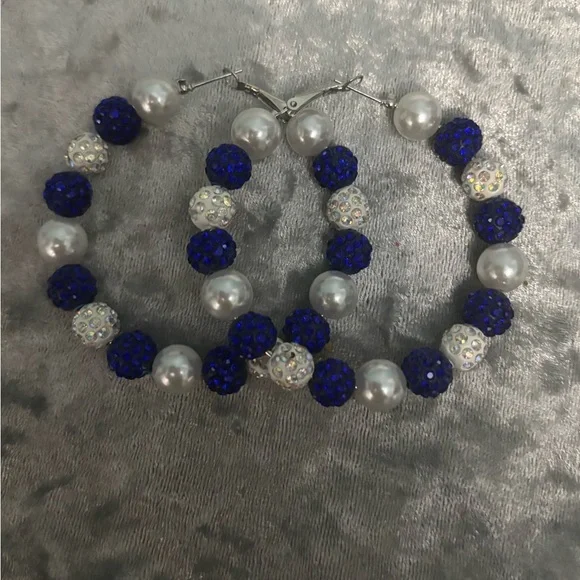 Blue, White & Silver Beaded Hoop Earrings - Picture 3 of 3